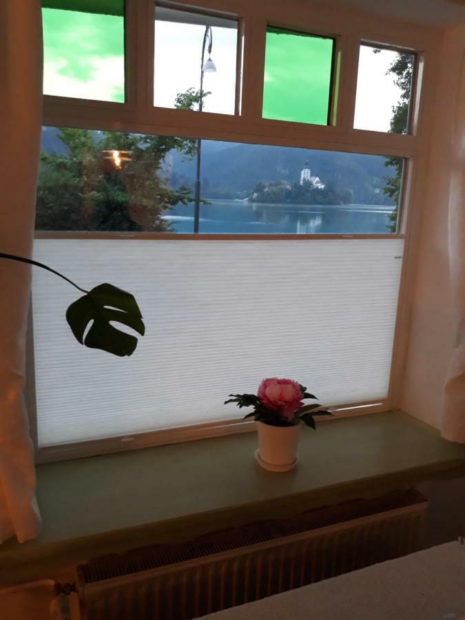 Pletna Lake View Apartment Bled Ngoại thất bức ảnh